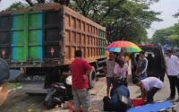 Pedagang Asongan Tewas Tabrak Truk Parkir di Demak, Diduga Kelelahan Usai Berjualan di Demo Pati