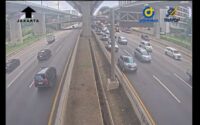 Tiga Mobil Tabrakan di Tol Japek Km 16, Lalu Lintas Arah Cikampek Mengular